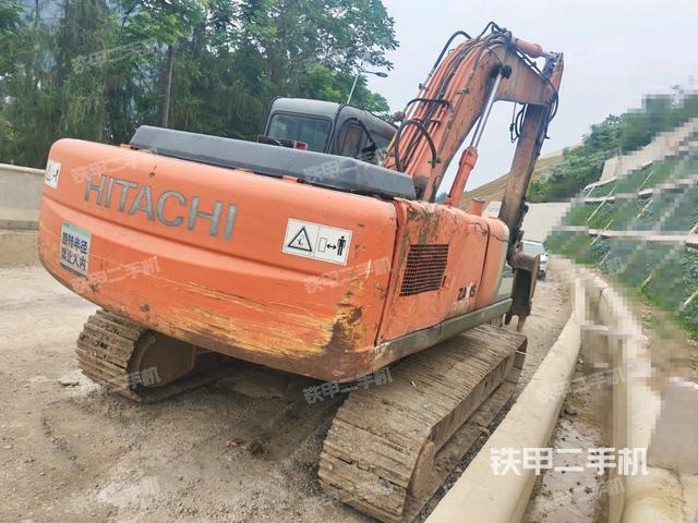 右后45(整機外觀) 右后45(整機外觀)