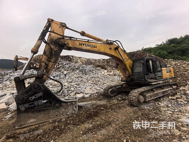現(xiàn)代R505LC-7挖掘機(jī)