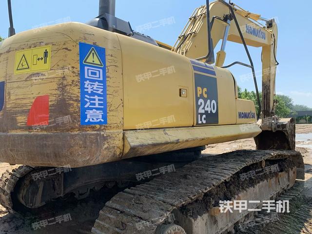 整機(jī)右后45°(整機(jī)外觀) 整機(jī)右后45°(整機(jī)外觀)
