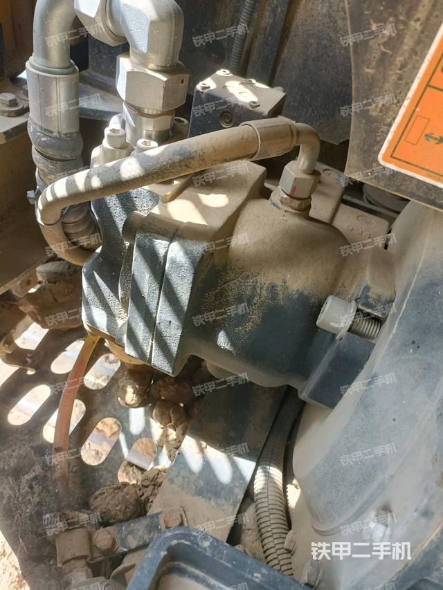 液压泵室(大件舱室) 液压泵室(大件舱室)