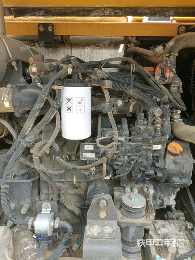 發(fā)動機室(上車部件) 發(fā)動機室(上車部件)