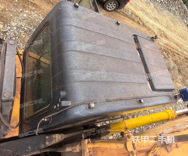 驾驶室顶部俯视(上车部件) 驾驶室顶部俯视(上车部件)