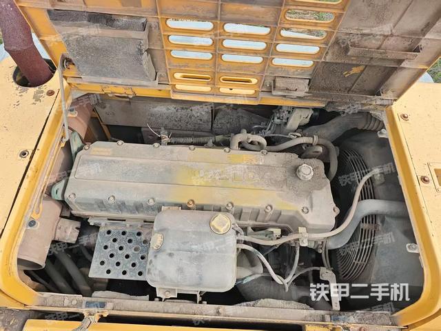 發(fā)動(dòng)機(jī)整體俯視（整機(jī)外觀）