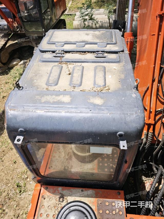 駕駛室頂部俯視（上車部件）