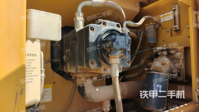 液壓泵斜45?左(大件艙室) 液壓泵斜45?左(大件艙室)