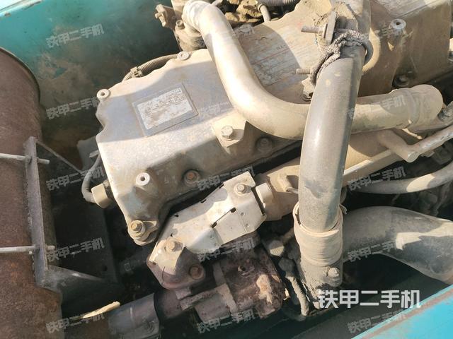 氣門室蓋螺絲特寫(上車部件) 氣門室蓋螺絲特寫(上車部件)