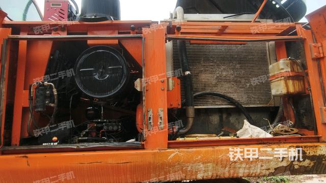 散热器正面(大件舱室) 散热器正面(大件舱室)