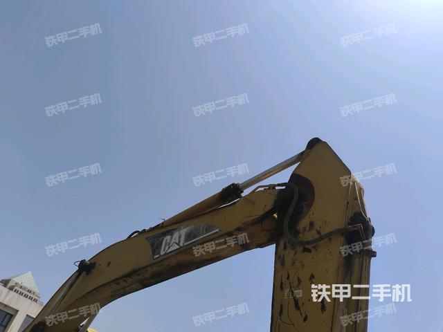 小臂整体右前（工作和回转装置）