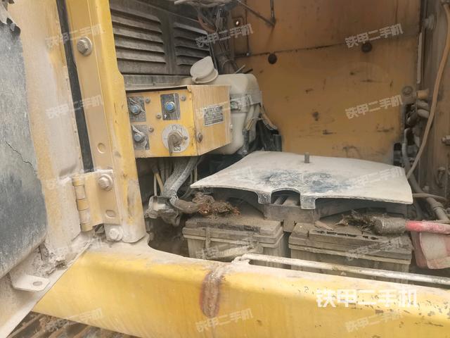 电瓶(大件舱室) 电瓶(大件舱室)