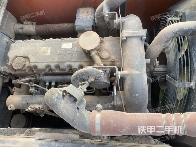 發(fā)動(dòng)機(jī)整體俯視(整機(jī)外觀) 發(fā)動(dòng)機(jī)整體俯視(整機(jī)外觀)