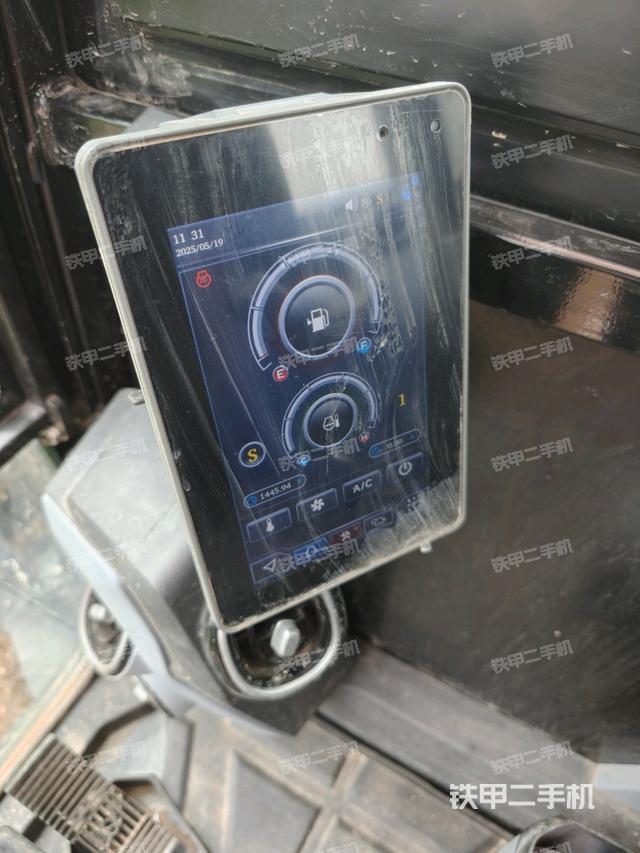 顯示屏?（駕駛室部分）