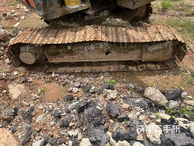 單側(cè)履帶整體（整機(jī)外觀）