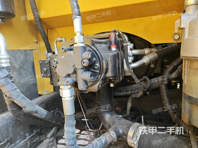 液压泵斜45 左(大件舱室) 液压泵斜45 左(大件舱室)