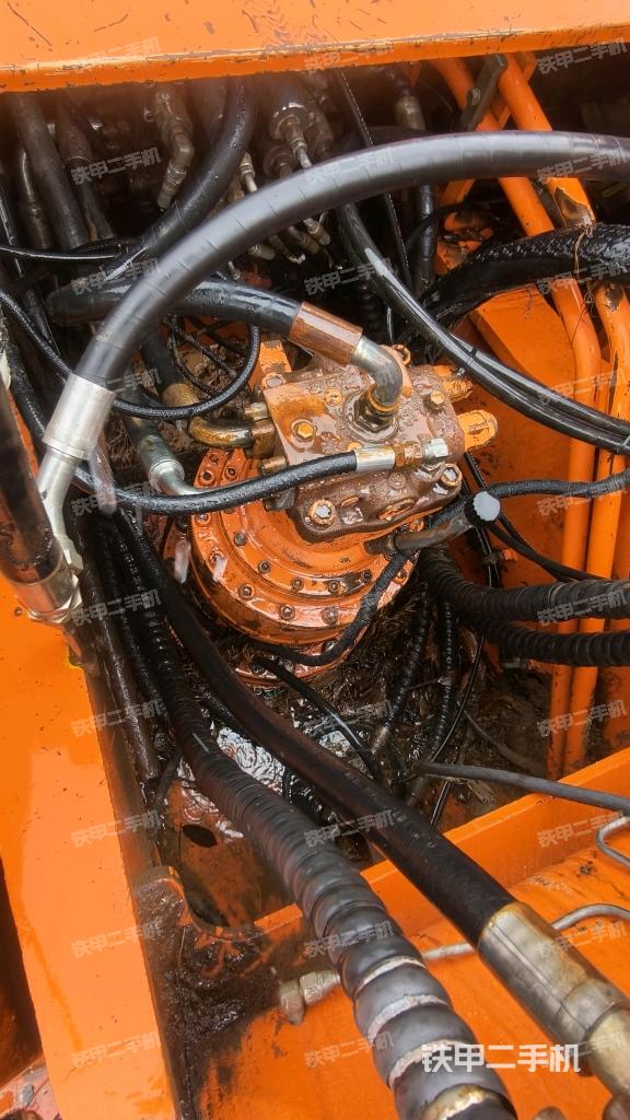 回转马达(上车部件) 回转马达(上车部件)