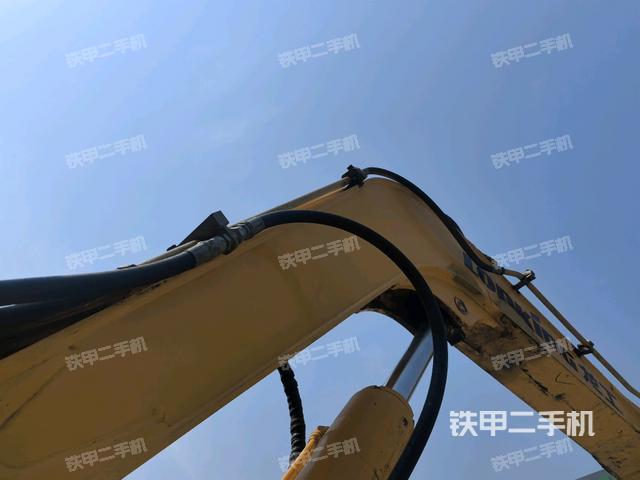 大臂整體?右側(cè)(工作和回轉(zhuǎn)裝置) 大臂整體?右側(cè)(工作和回轉(zhuǎn)裝置)