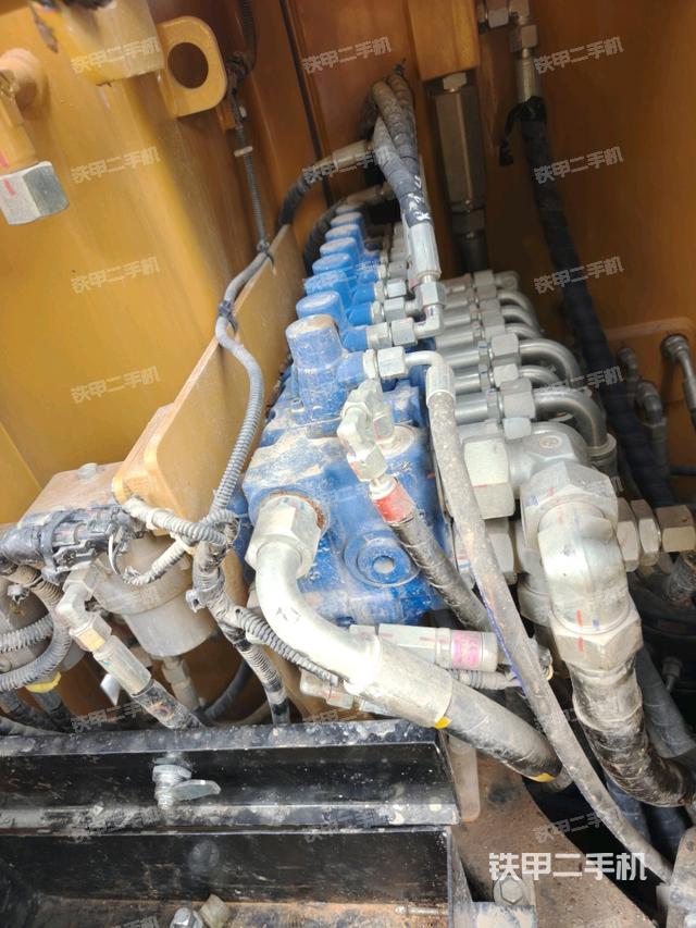 分配閥（上車部件）