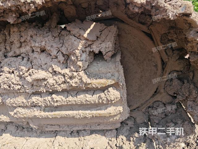 左导向轮(行走机构) 左导向轮(行走机构)