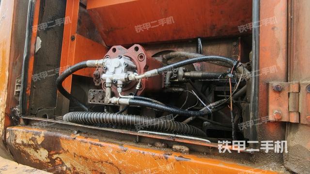 液压泵斜45 左(大件舱室) 液压泵斜45 左(大件舱室)