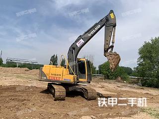 沃尔沃EC140DL挖掘机实拍图片