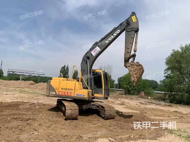 沃爾沃EC140DL挖掘機