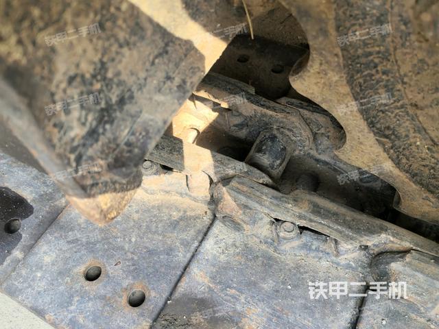 左側(cè)行走馬達(dá)蓋板(行走機(jī)構(gòu)) 左側(cè)行走馬達(dá)蓋板(行走機(jī)構(gòu))