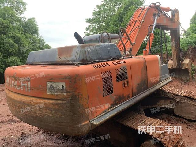 整機(jī)右后45°(整機(jī)外觀) 整機(jī)右后45°(整機(jī)外觀)
