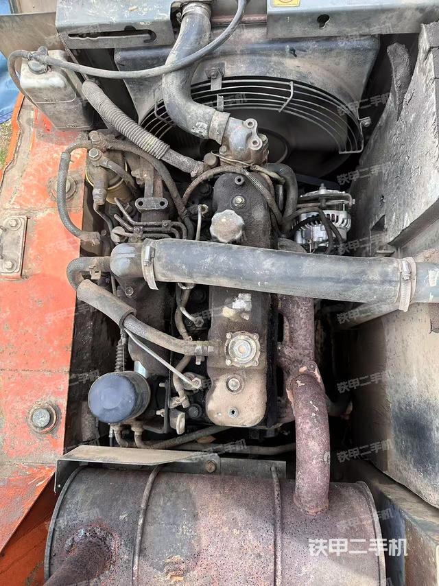 发动机整体俯视(整机外观) 发动机整体俯视(整机外观)