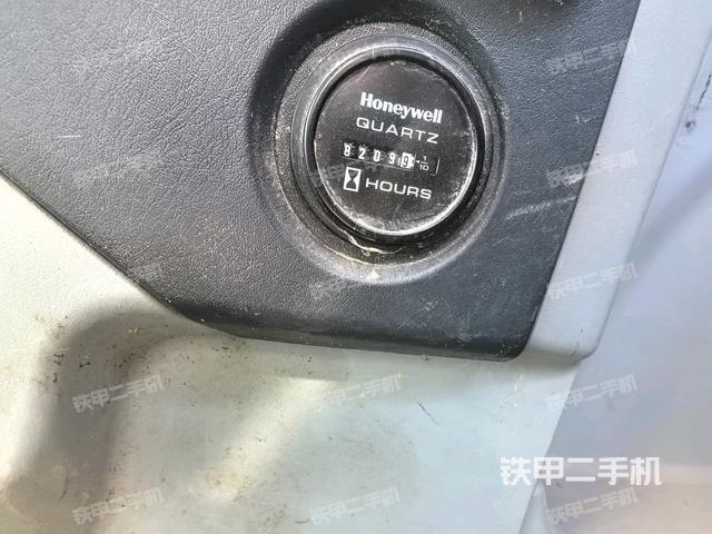 小時表(駕駛室部分) 小時表(駕駛室部分)