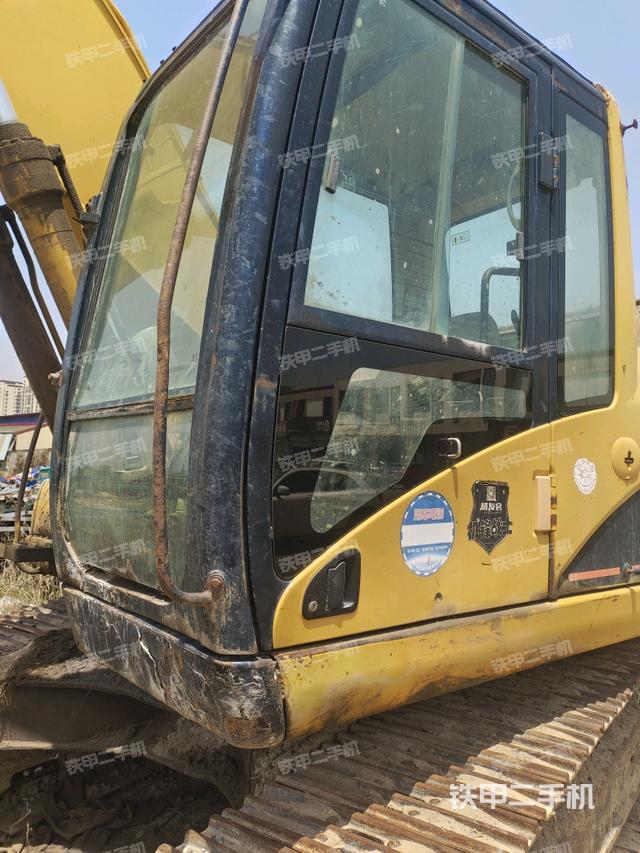 驾驶室左前45度（驾驶室部分）