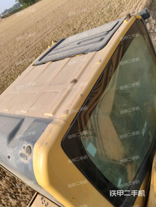 駕駛室頂部（整機(jī)外觀）