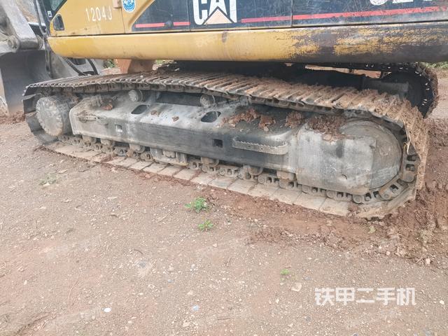 左导向轮(行走机构) 左导向轮(行走机构)