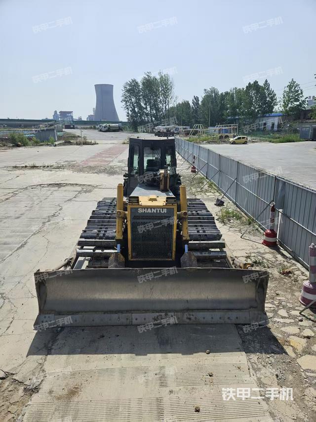 山推SD16R推土機(jī)