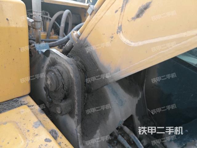 大臂根部?斜視(工作和回轉(zhuǎn)裝置) 大臂根部?斜視(工作和回轉(zhuǎn)裝置)