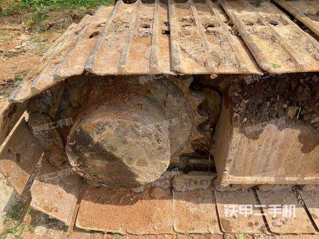 右侧行走马达盖板(行走机构) 右侧行走马达盖板(行走机构)