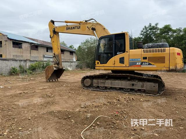 山推SE210W挖掘機