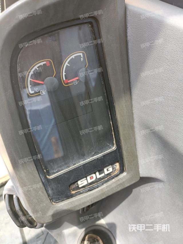 顯示屏?(駕駛室部分) 顯示屏?(駕駛室部分)