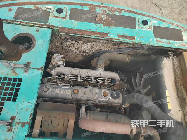 發(fā)動機整體俯視(整機外觀) 發(fā)動機整體俯視(整機外觀)