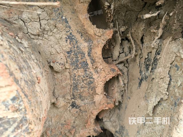 右驱动轮(行走机构) 右驱动轮(行走机构)