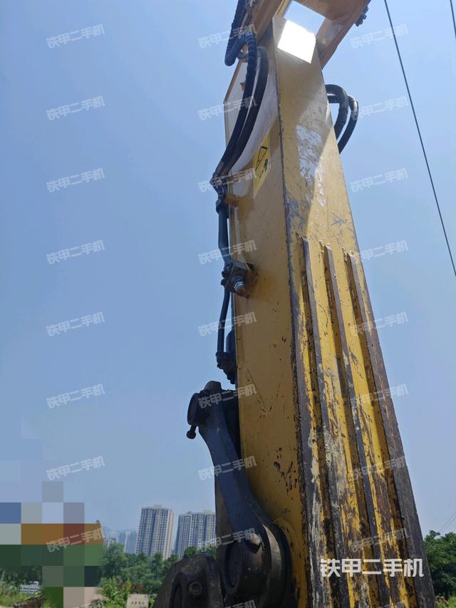 小臂整體左后(工作和回轉(zhuǎn)裝置) 小臂整體左后(工作和回轉(zhuǎn)裝置)