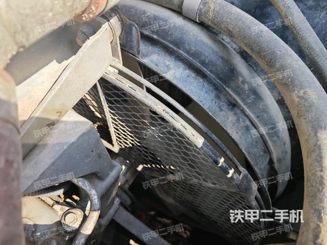 水箱+风扇特写(上车部件) 水箱+风扇特写(上车部件)