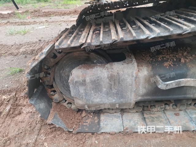 左驱动轮(行走机构) 左驱动轮(行走机构)