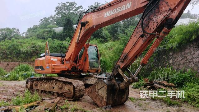 右前45(整机外观) 右前45(整机外观)