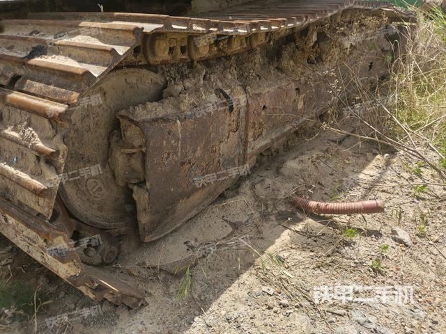 左侧履带整体 （行走机构）