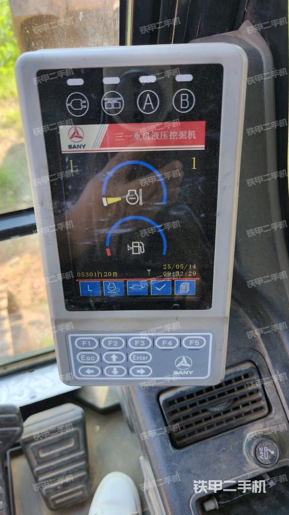小時(shí)表(駕駛室部分) 小時(shí)表(駕駛室部分)