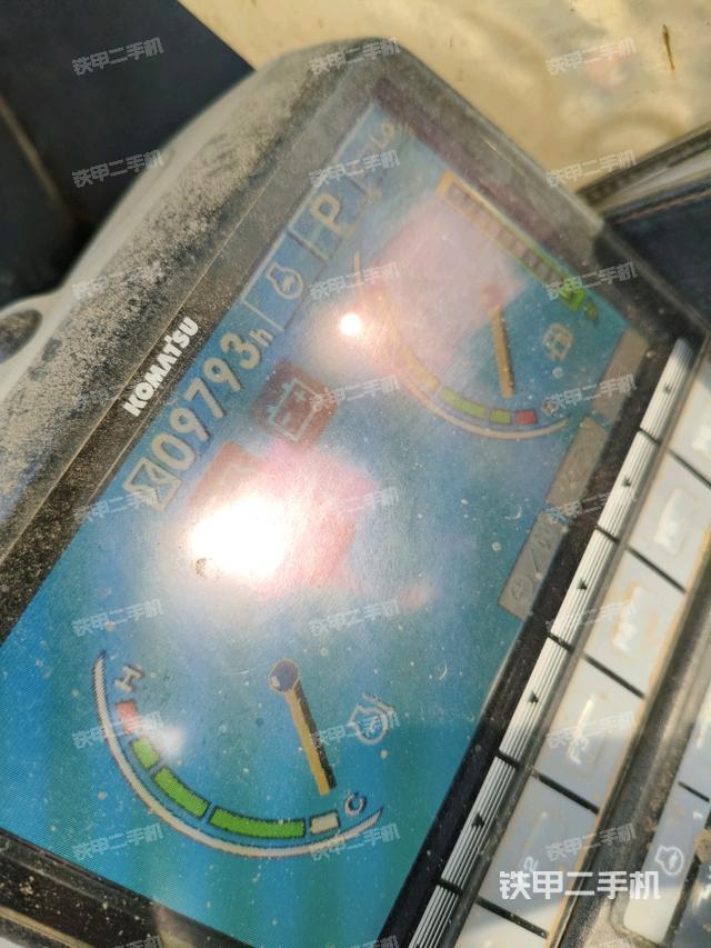 駕駛室整體（整機(jī)外觀）