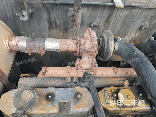 增压器特写(上车部件) 增压器特写(上车部件)