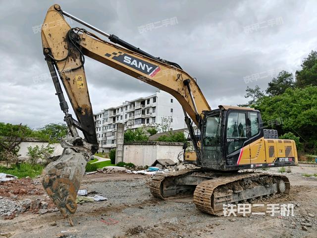 三一重工SY200C挖掘機(jī)