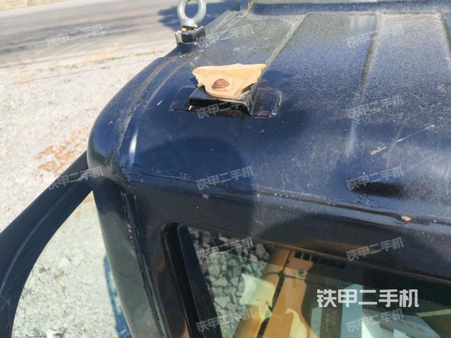 頂棚整體(駕駛室部分) 頂棚整體(駕駛室部分)