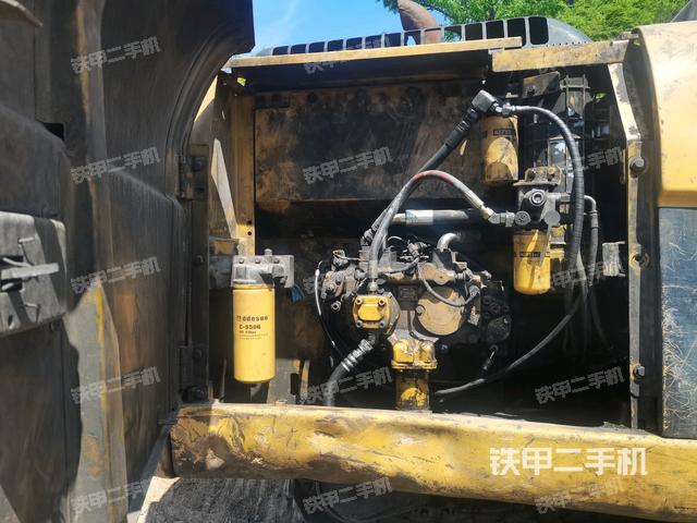 液壓泵室(大件艙室) 液壓泵室(大件艙室)