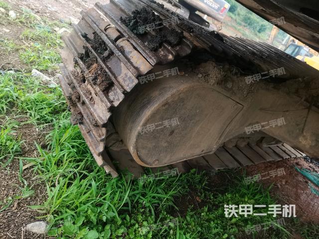 右側(cè)行走馬達(dá)蓋板(行走機(jī)構(gòu)) 右側(cè)行走馬達(dá)蓋板(行走機(jī)構(gòu))